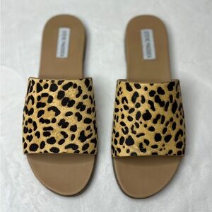 Steve Madden Women’s Karolyn Calf Hair Leopard Print Sandals Size 8.5